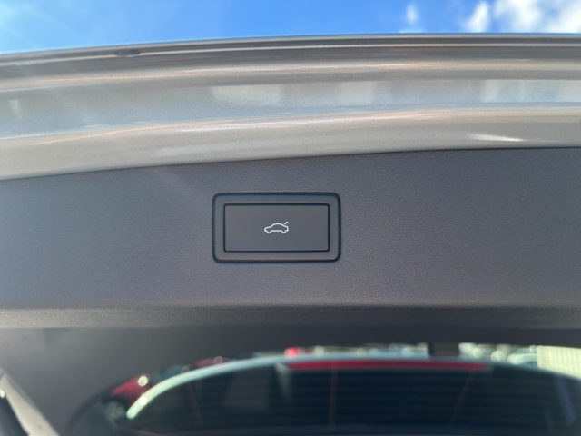 Tiguan Energy 1,5 l eTSI OPF DSG*Navi*LED*RüKa*