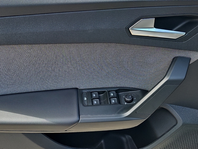 Leon 1.5 eTSI Road Edition*DSG*Navi*LED*RüKa*SHZ*