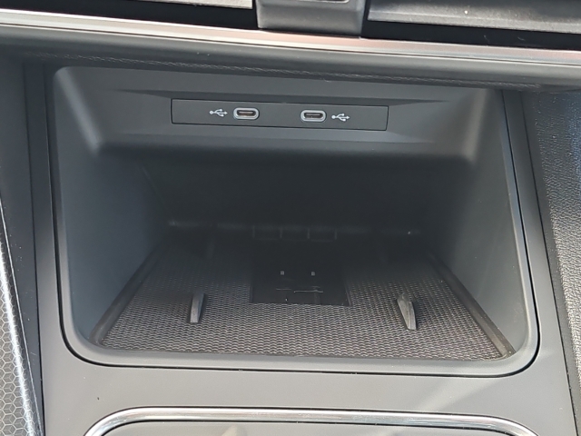 Leon 1.5 eTSI Road Edition*DSG*Navi*LED*RüKa*SHZ*