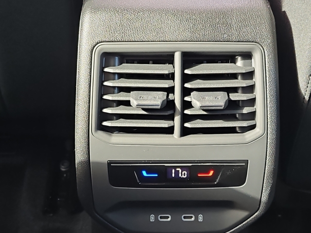 Leon 1.5 eTSI Road Edition*DSG*Navi*LED*RüKa*SHZ*