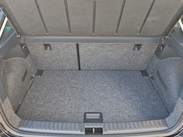 Ibiza 1,0 TSI*Navi*LED*RüKa*SHZ*Temp*