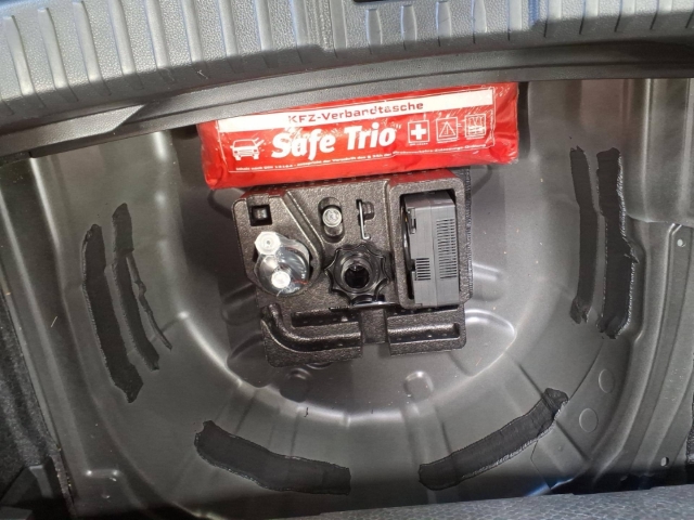 Ibiza 1,0 TSI*Navi*LED*RüKa*SHZ*Temp*