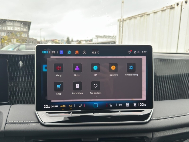 Tiguan Life GOAL 1.5 eTSI DSG *Navi *LED