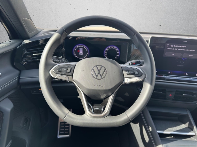 Tiguan Life GOAL 1.5 eTSI DSG *Navi *LED