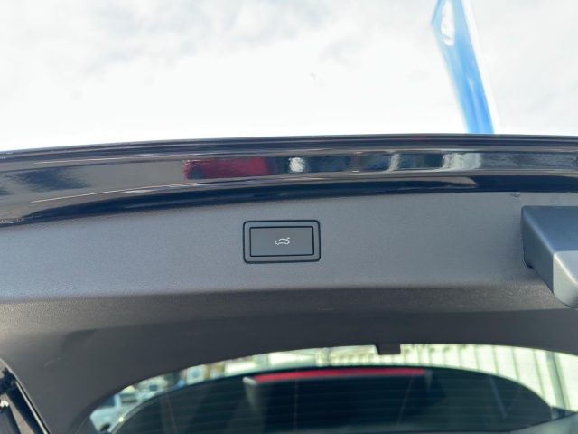 Tiguan Life GOAL 1.5 eTSI DSG *Navi *LED