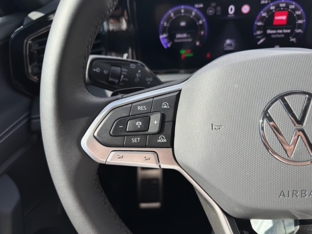 Tiguan Life GOAL 1.5 eTSI DSG *Navi *LED