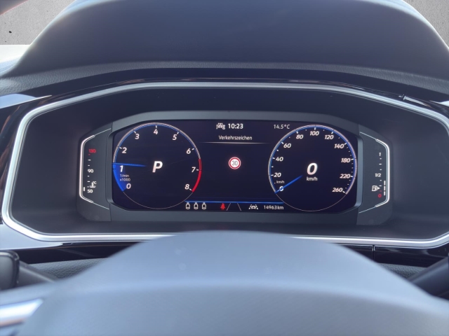 T-Roc R-Line 1.5 TSI DSG*Navi*LED*ACC*RüKa*