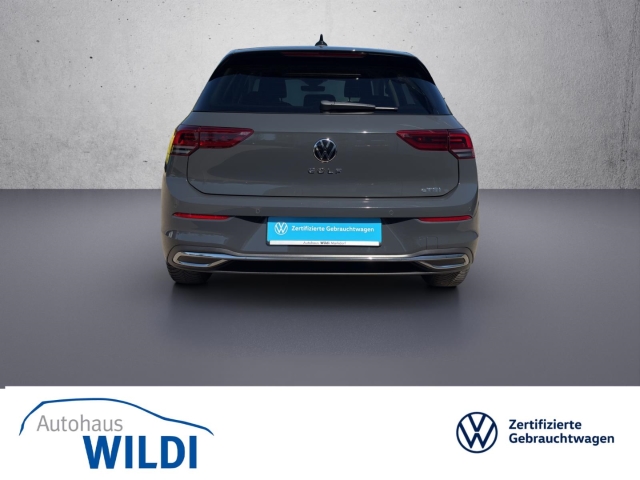 Golf VIII 1.0 eTSI Move DSG *Navi *LED