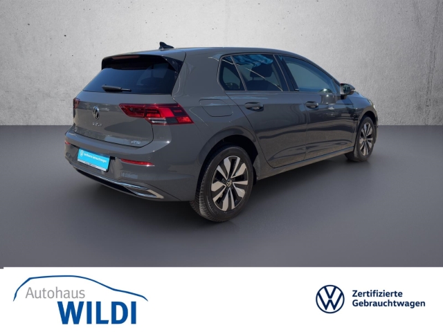 Golf VIII 1.0 eTSI Move DSG *Navi *LED