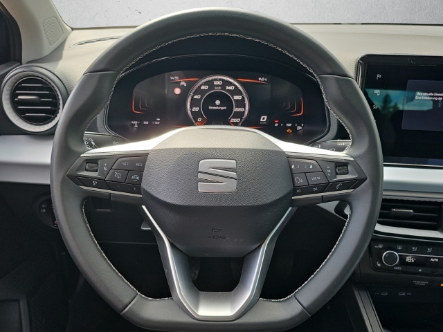 Ibiza 1.0 TSI*Navi*LED*ACC*SHZ*Freisprech*