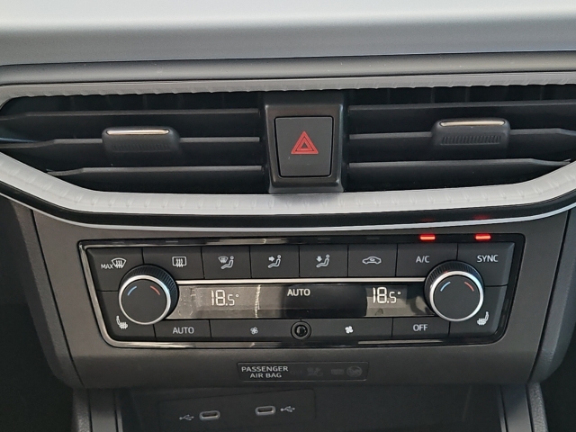 Ibiza 1.0 TSI*Navi*LED*ACC*SHZ*Freisprech*