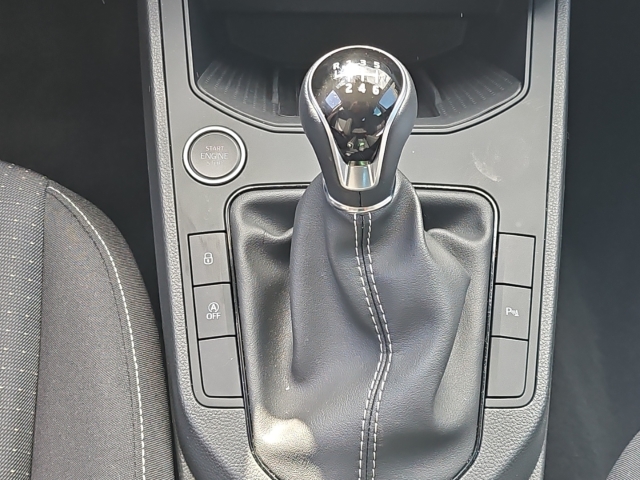 Ibiza 1.0 TSI*Navi*LED*ACC*SHZ*Freisprech*