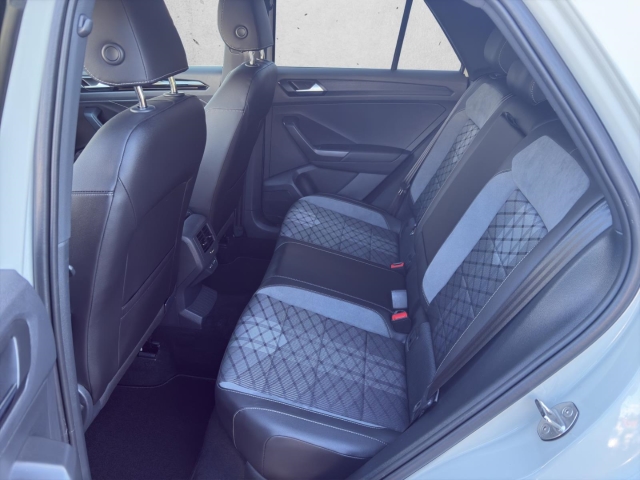T-Roc 1.5 TSI R-Line DSG*Navi*LED*ACC*RüKa*