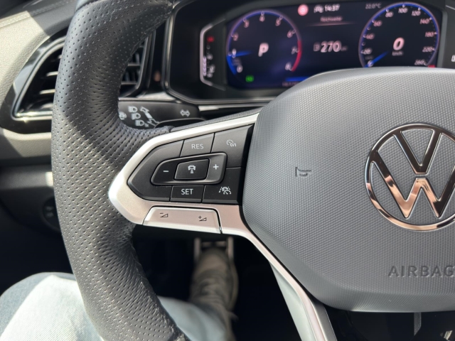 T-Roc 1.5 TSI R-Line *Navi*LED*ACC*RüKa