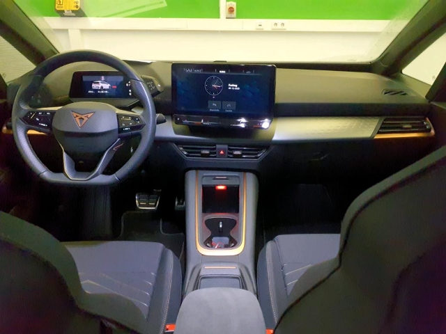 Born 62 kWh*Navi*RüKa*LED*SHZ*ACC*