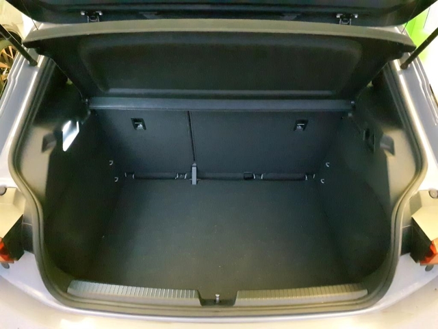 Born 62 kWh*Navi*RüKa*LED*SHZ*ACC*