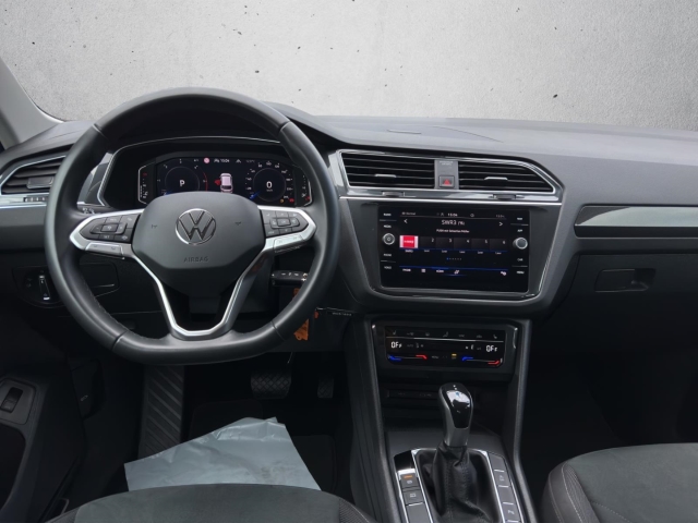 Tiguan 2.0 TDI Elegance 4Motion *Navi*LED*RüKa