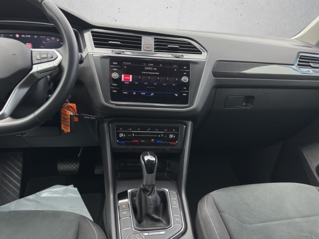 Tiguan 2.0 TDI Elegance 4Motion *Navi*LED*RüKa