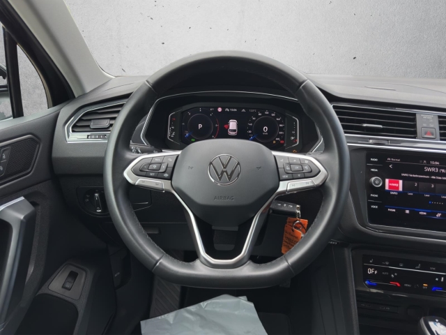 Tiguan 2.0 TDI Elegance 4Motion *Navi*LED*RüKa