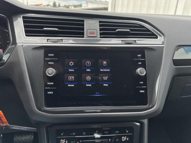 Tiguan 2.0 TDI Elegance 4Motion *Navi*LED*RüKa