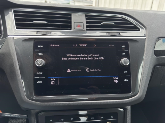 Tiguan 2.0 TDI Elegance 4Motion *Navi*LED*RüKa