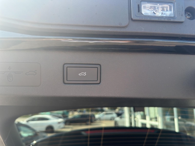 T-Roc 1.5 eTSI R-Line*Navi*LED*RüKa*SHZ*