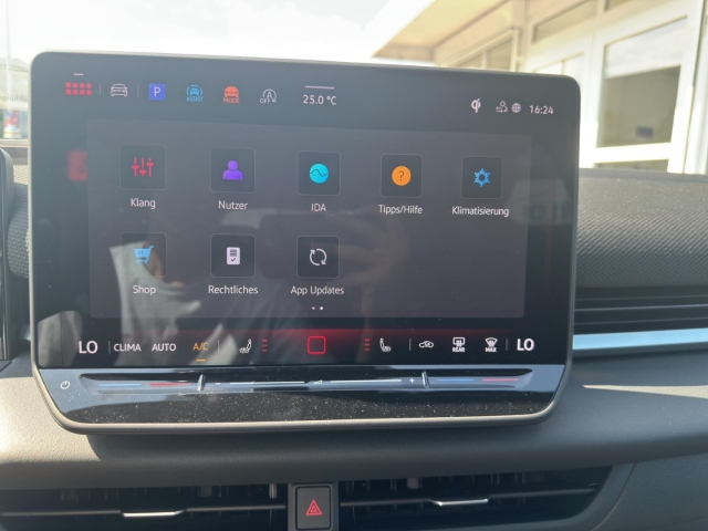 T-Roc 1.5 eTSI R-Line*Navi*LED*RüKa*SHZ*