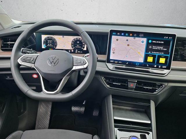 Tayron Elegance 1.5 eTSI DSG*AHK*Navi*360 Kamera*
