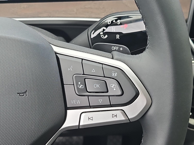 Tayron Elegance 1.5 eTSI DSG*AHK*Navi*360 Kamera*
