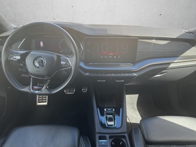 Octavia Combi 2.0 TDI *Navi*LED*RüKa*SHZ*