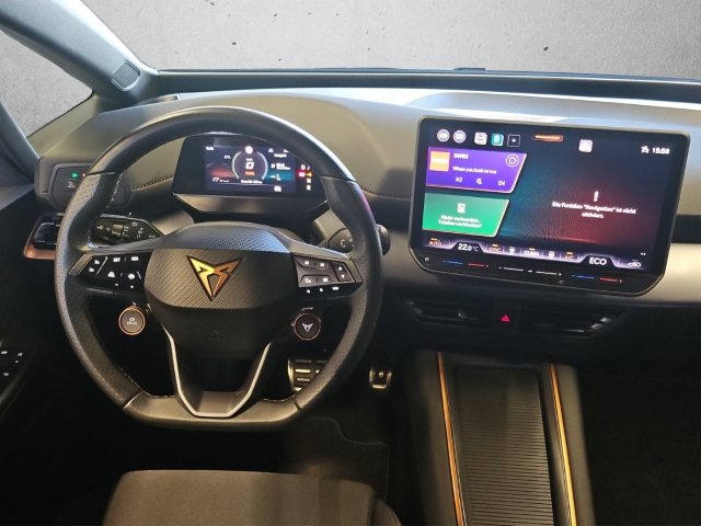 Born 62 kWh 170 kW*LED*ACC*StandHZG*
