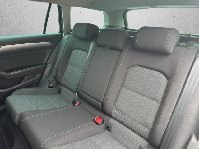 Passat Variant 2.0 TDI Business*Navi*LED*RüKa*SHZ