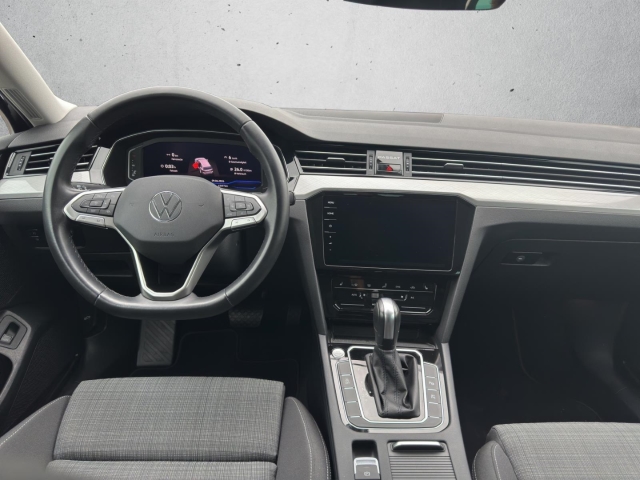 Passat Variant 2.0 TDI Business*Navi*LED*RüKa*SHZ