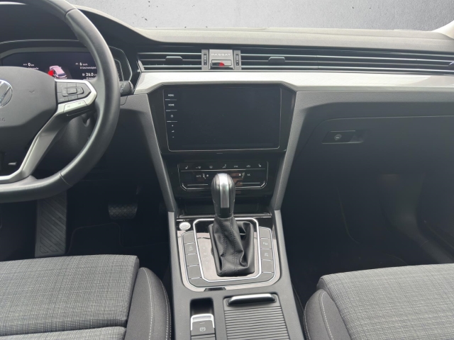 Passat Variant 2.0 TDI Business*Navi*LED*RüKa*SHZ