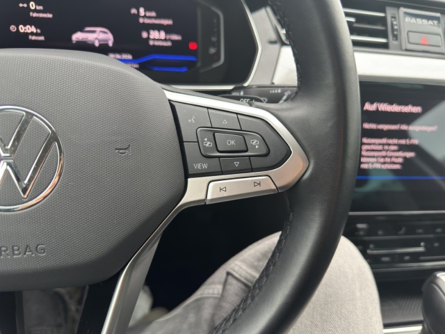 Passat Variant 2.0 TDI Business*Navi*LED*RüKa*SHZ