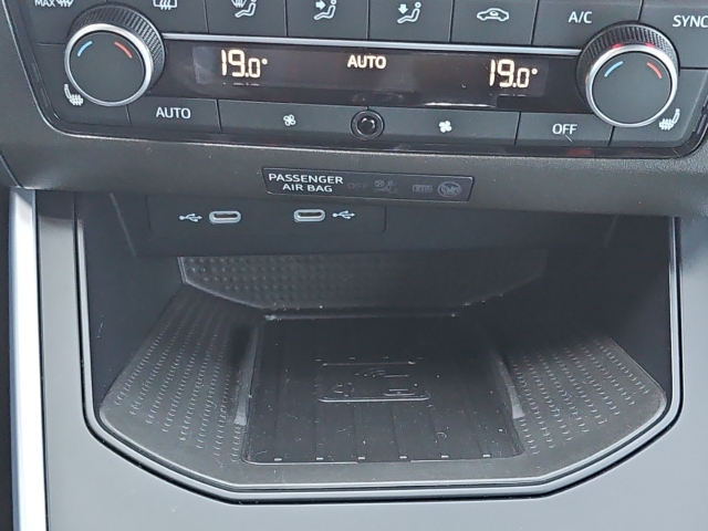 Arona FR 1.0 TSI*Navi*LED*SHZ*RüKa*