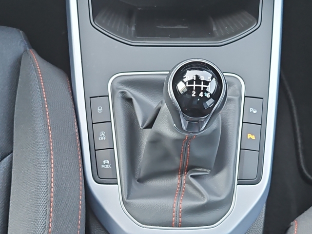 Arona FR 1.0 TSI*Navi*LED*SHZ*RüKa*