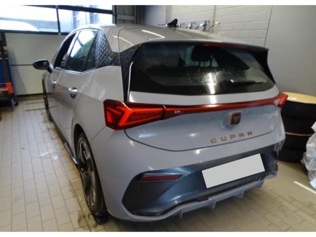 Born 62 kWh*Navi*LED*RüKa*ACC*SHZ*