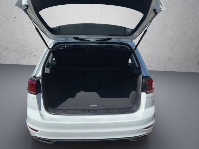 Golf Sportsvan VII Comfortline 1.6 TDI AHK*LED*