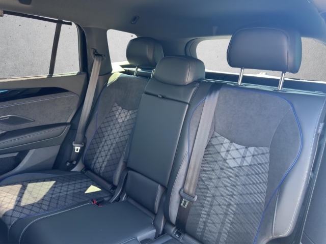 Tayron R-Line 2.0 TSI 4MOTION DSG*AHK*Navi*Rüka
