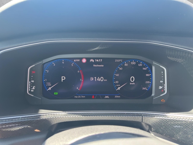 T-Cross R-Line 1.5 TSI DSG*Navi*LED*ACC*RüKa*SHZ*
