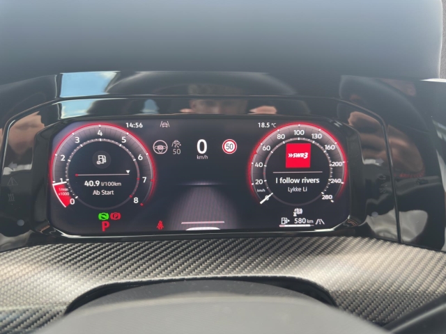 Golf GTI VIII 2.0 TSI DSG*Navi*LED*RüKa*SHZ*