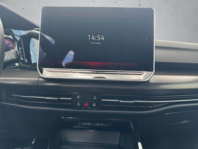 Golf GTI VIII 2.0 TSI DSG*Navi*LED*RüKa*SHZ*