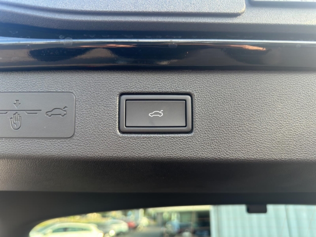 T-Roc 1.5 eTSI Style*ACC*Navi*LED*RüKa*SHZ*