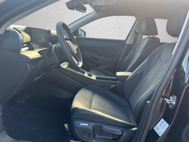 T-Roc 1.5 eTSI Style*ACC*Navi*LED*RüKa*SHZ*