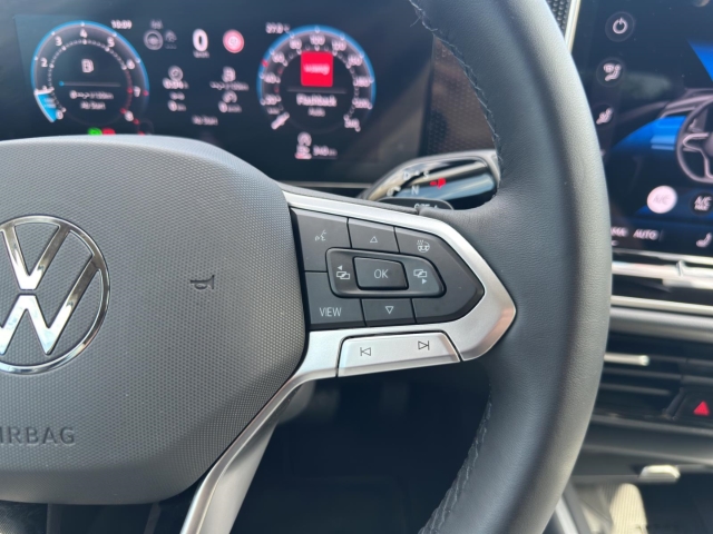 Passat 1.5 eTSI Business*Navi*LED*RüKa*SHZ*