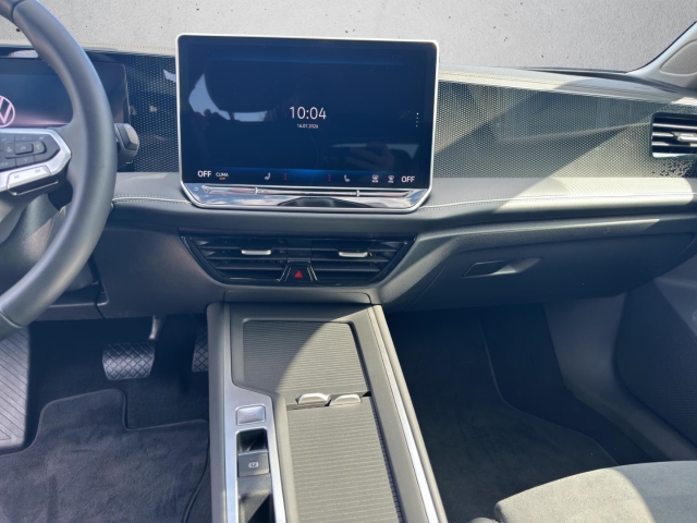 Passat 1.5 eTSI Business*Navi*LED*RüKa*SHZ*