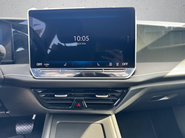 Passat 1.5 eTSI Business*Navi*LED*RüKa*SHZ*