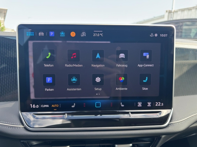 Passat 1.5 eTSI Business*Navi*LED*RüKa*SHZ*