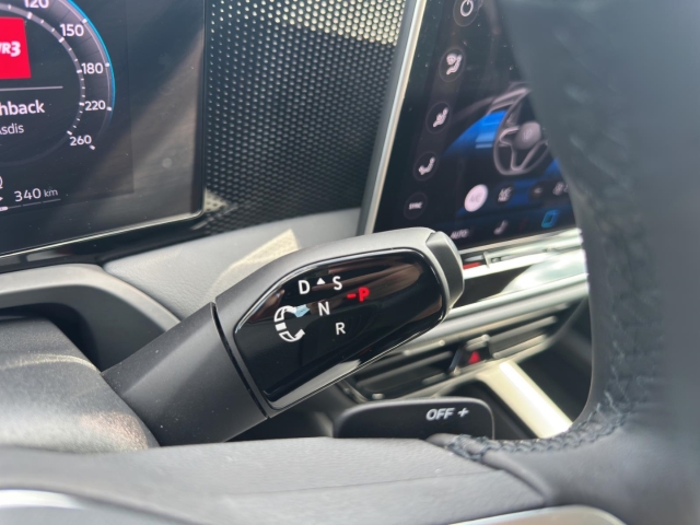 Passat 1.5 eTSI Business*Navi*LED*RüKa*SHZ*